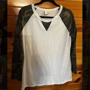 Long sleeve, white and camo shirt
